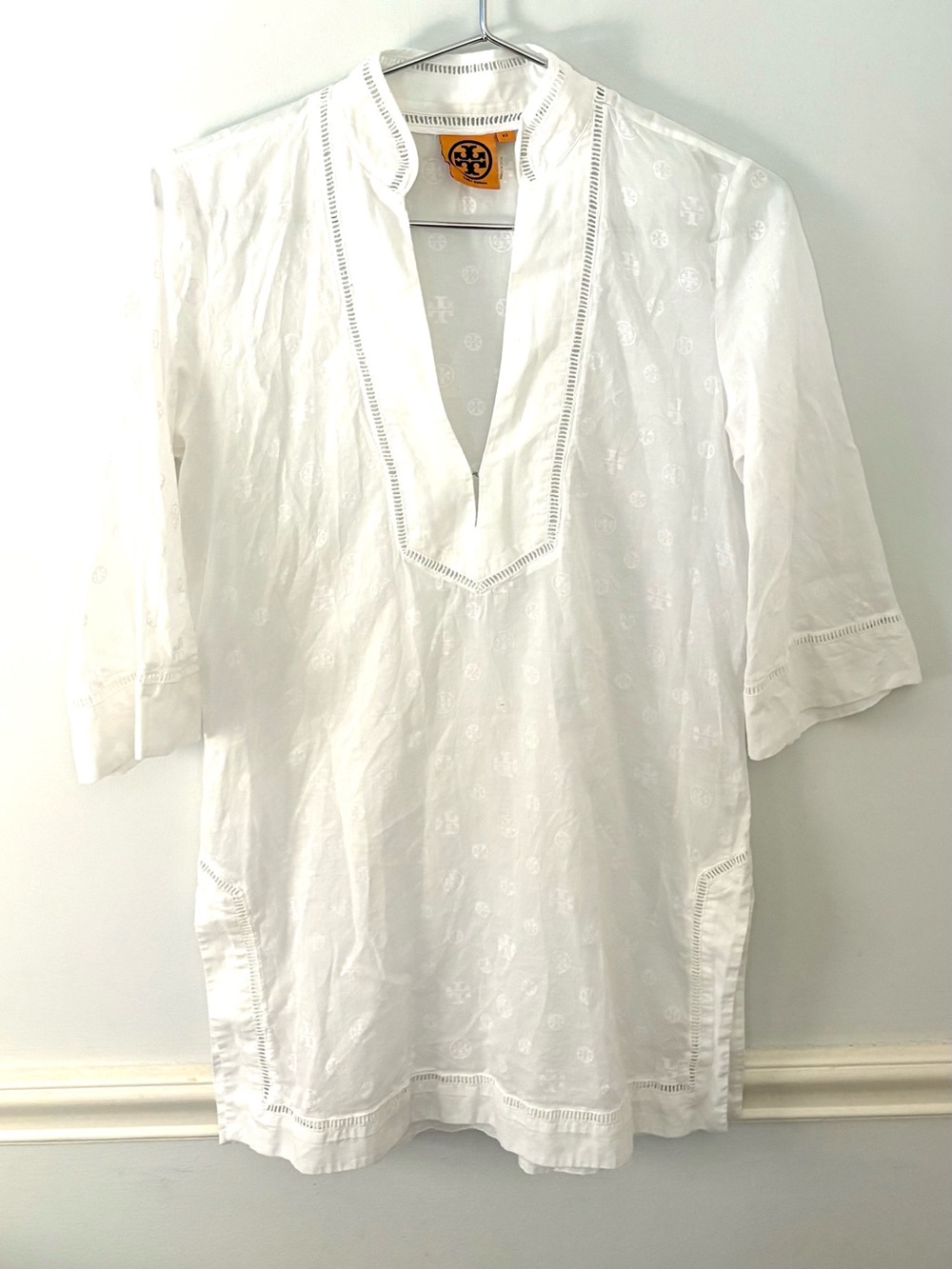 TORY BURCH Cotton/Linen Blend
Split-Neck Sheer Tunic, white logo pattern